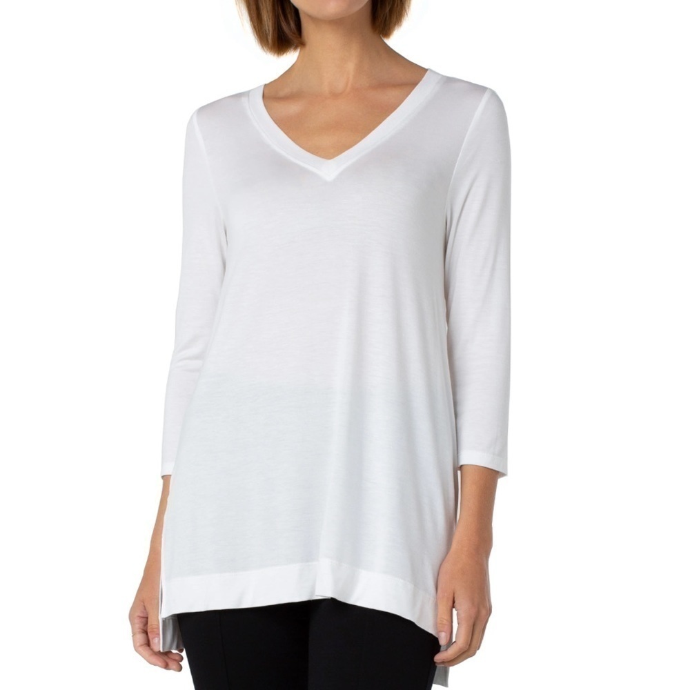 NWT Liverpool V-Neck 3/4 Sleeve Modal Top in White